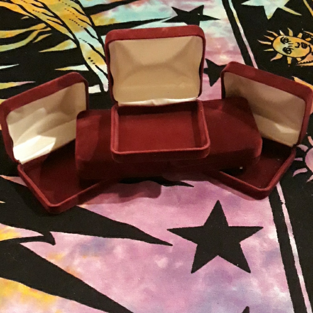 5 Jewelry boxes